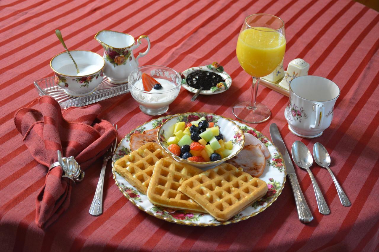 Tea Cozy Bed & Breakfast Qualicum Beach Pokoj fotografie