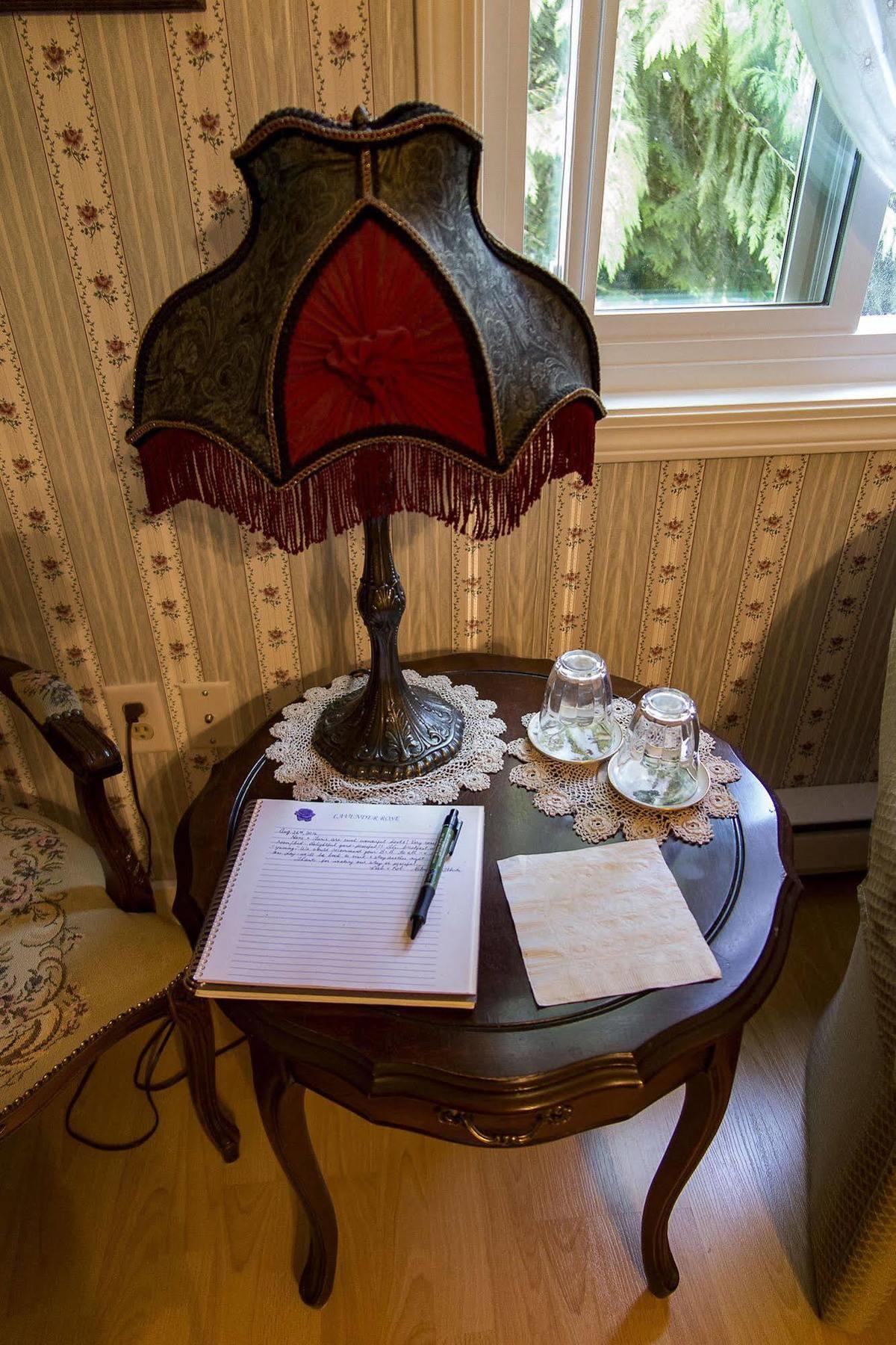 Tea Cozy Bed & Breakfast Qualicum Beach Exteriér fotografie