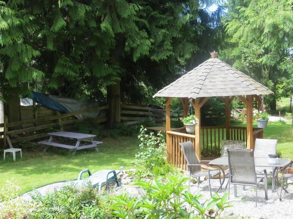 Tea Cozy Bed & Breakfast Qualicum Beach Exteriér fotografie